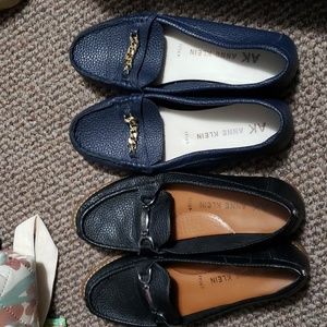 Anne Klein 2 pair of 7 1/2 shoes